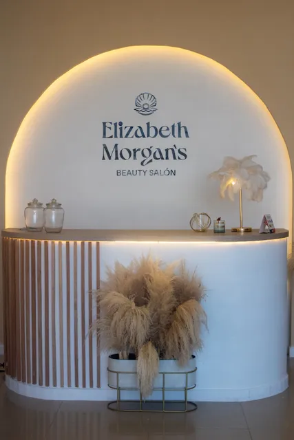 Elizabeth Morgans Los Alpes