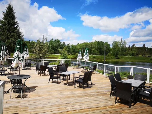 Pinestone Resort and Conference Centre