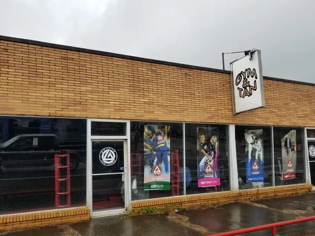 Planters Hardware Co