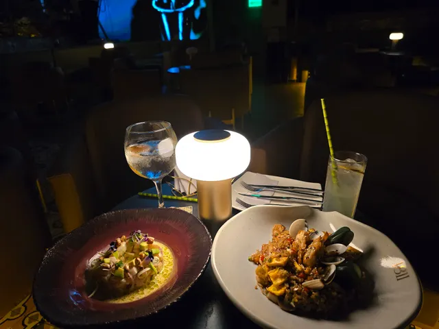 1811 Rooftop & Cocktail Bar