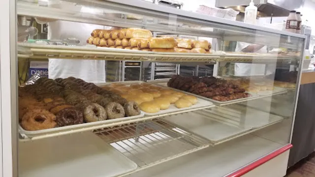 Donut Palace