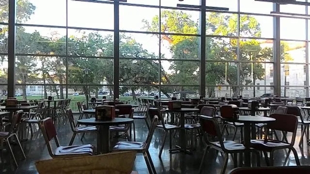Cougar Woods Dining Commons