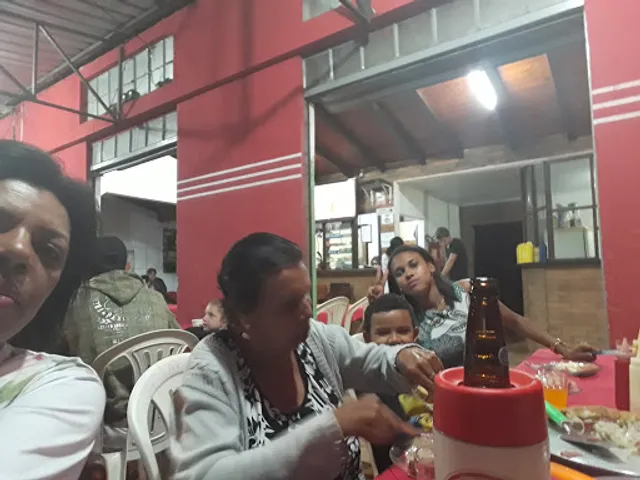 Pizzas e Burgers Pantanal