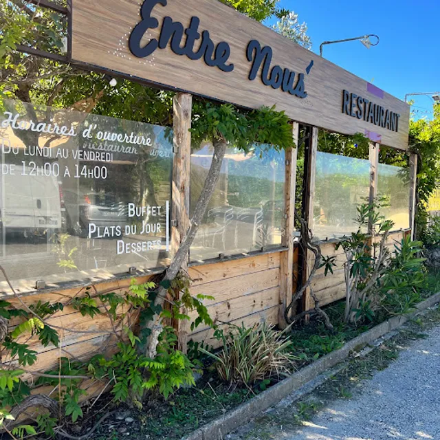 ENTRE NOUS