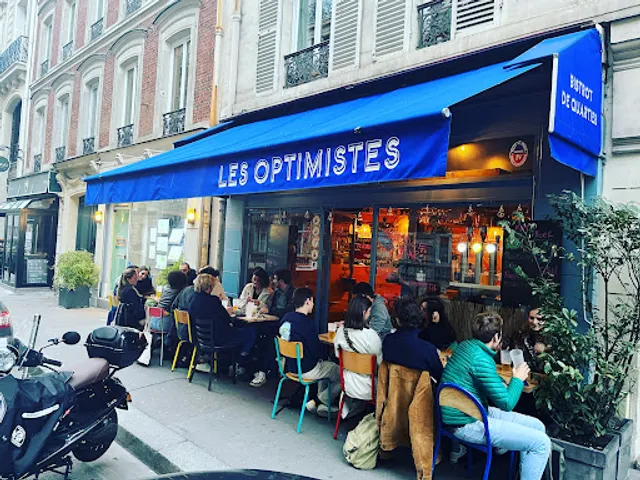 Les Optimistes