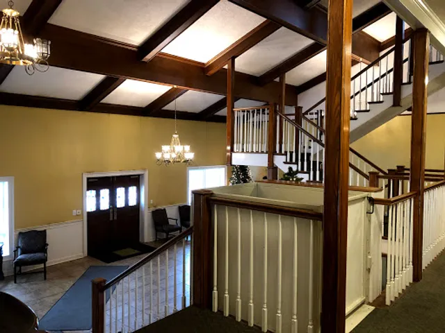 Edgewood Pub & Dining