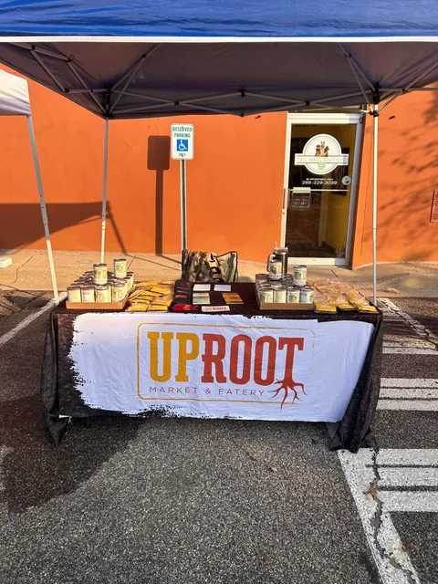 UpRoot Market & Eatery