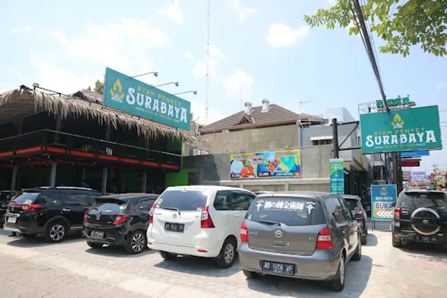 Ayam Penyet Surabaya Monjali