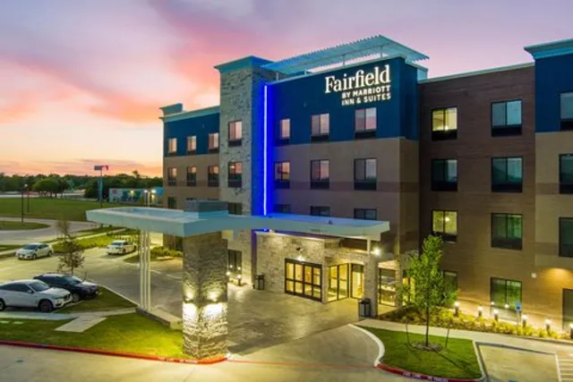 Fairfield by Marriott Inn & Suites Corinth South Denton Area