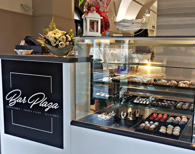 Bar Plaza