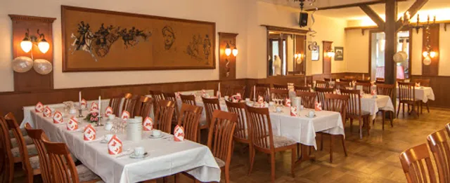 Gasthof Scharfe Kurve mit Hotel & Eiscafé