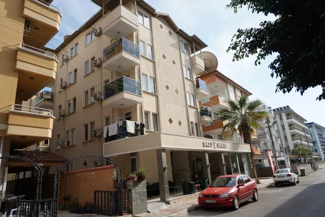 Best House Hotel & Apart