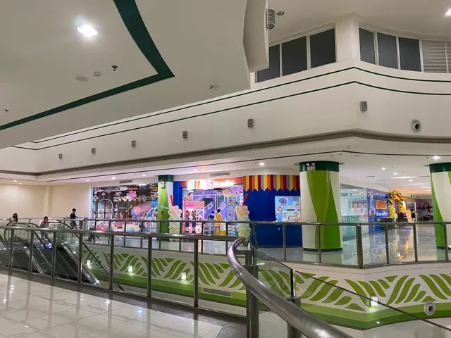 Deca Mall