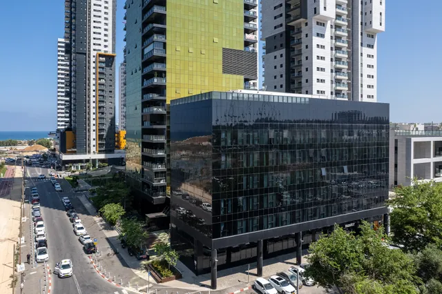 master Bat Yam Serviced Apartments