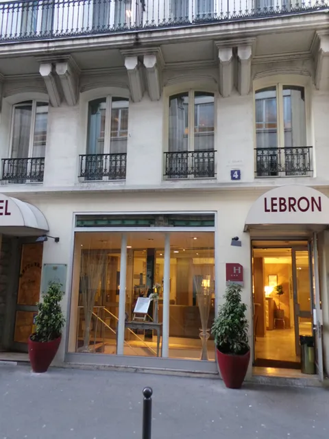 Hotel Lebron
