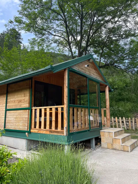 BUNGALOVI AIR ZAOVINE