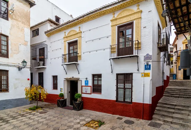 Hotel Palacio de Santa Ines, siglo XVI