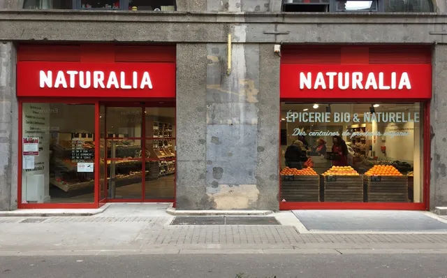 NATURALIA