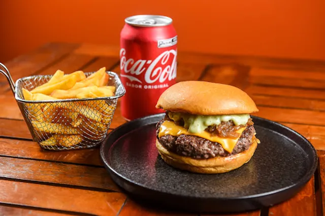 Burgola - Hambúrguer Artesanal