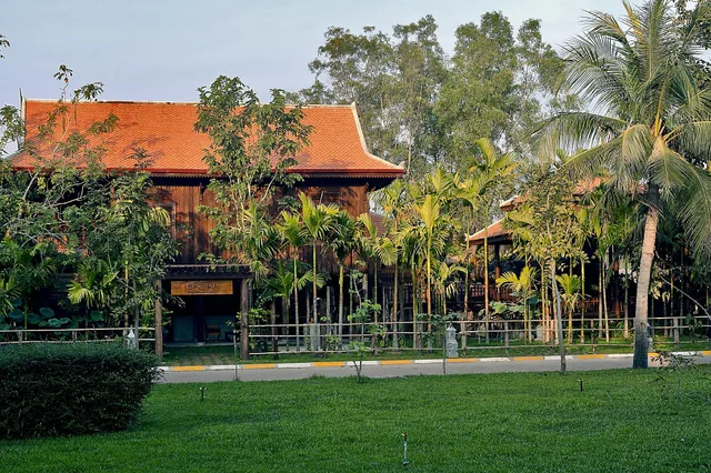 Angkor Palace Resort & Spa