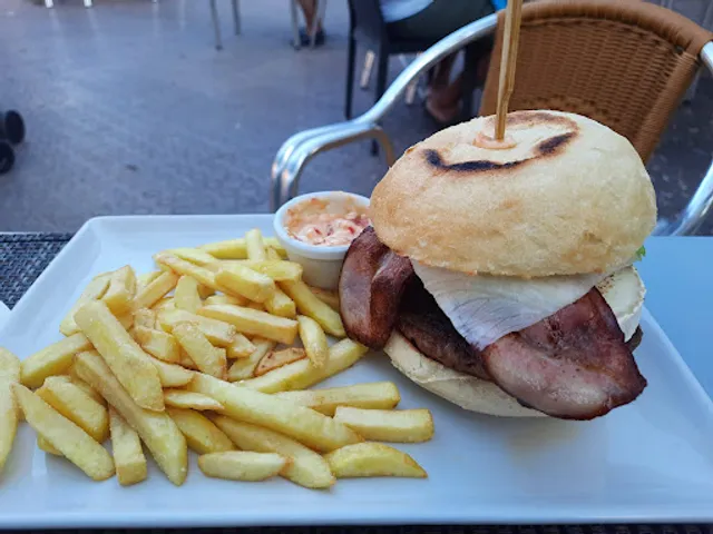 Restaurante La Cuinera