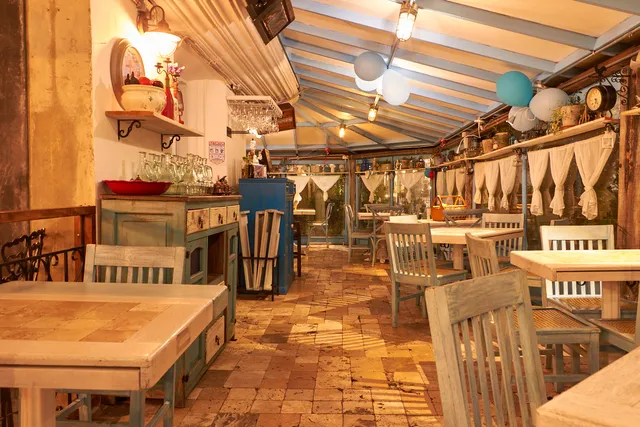 El Mediterráneo By Andrei