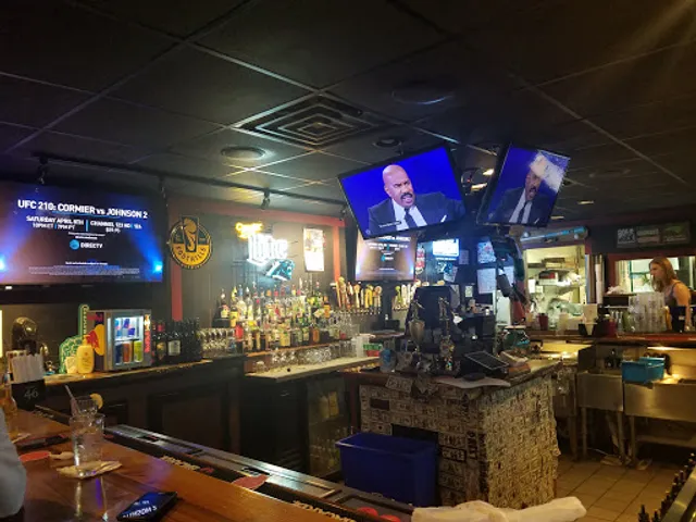 Jax 5th Avenue Deli & Ale House