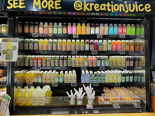 Kreation Juicery & Avoholic Bar - 8th Street LA