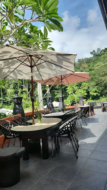 Jungle Inn Bukit Lawang