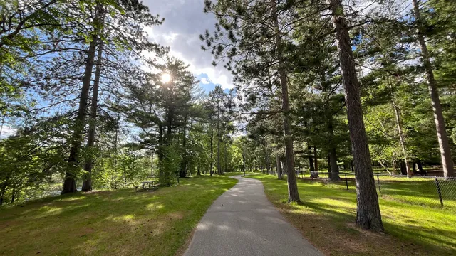 Veterans Memorial Park