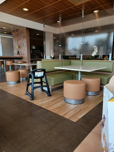 Troy Road Shopping Center