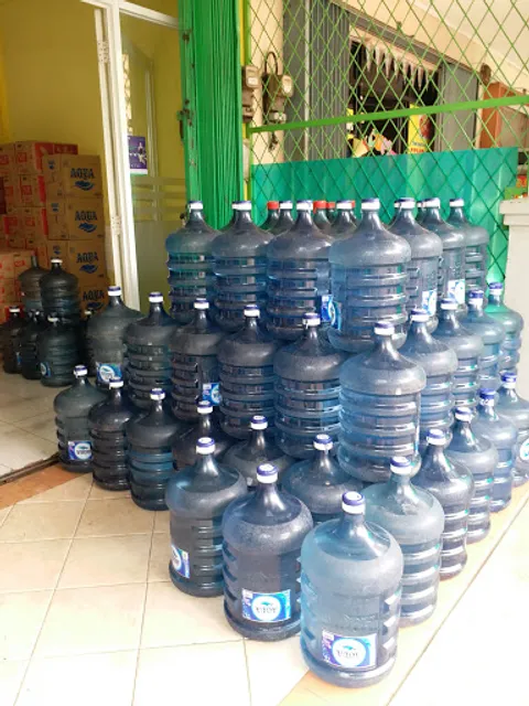 Nong Cha Thai Tea & Kepal Milo Noona