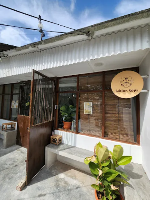 Lubien Kopi Cafe