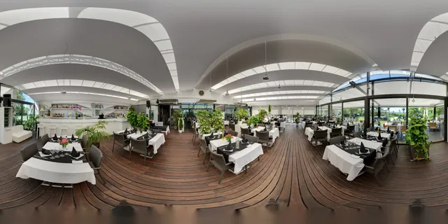 Lancaster Beach Club