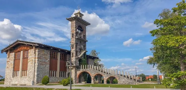 Upravna Enota Vrhnika