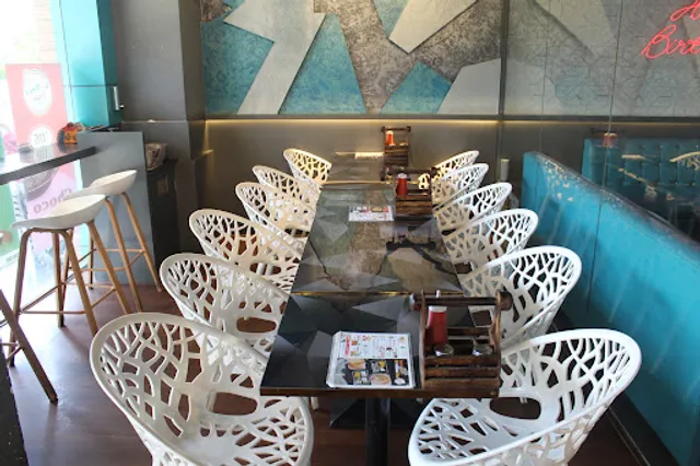 La pino'z pizza VIRAR