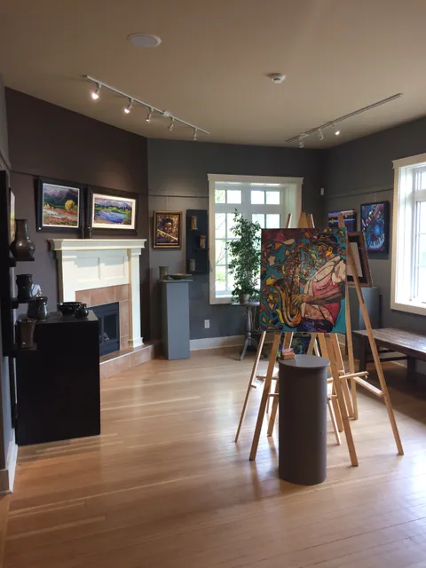 Pynelogs Arts & Cultural Centre