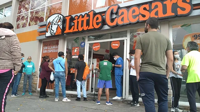 Little Caesars Pizza "Obrera"