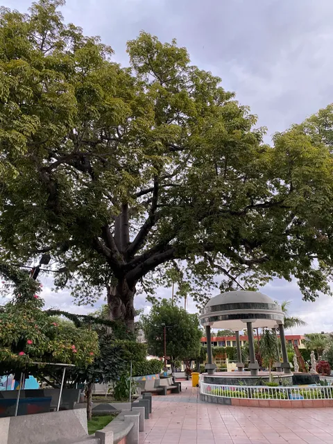 Guastatoya Central Park