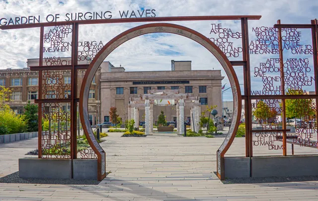 Garden of Surging Waves - HERITAGE SQUARE