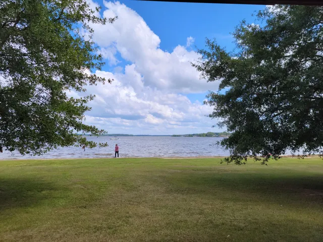 Pelahatchie Shore Park