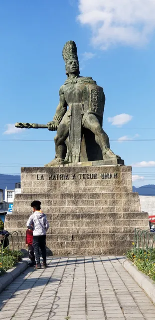 Tecun Uman Monument