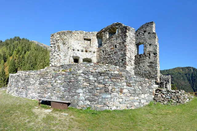 Castello di Altaguardia