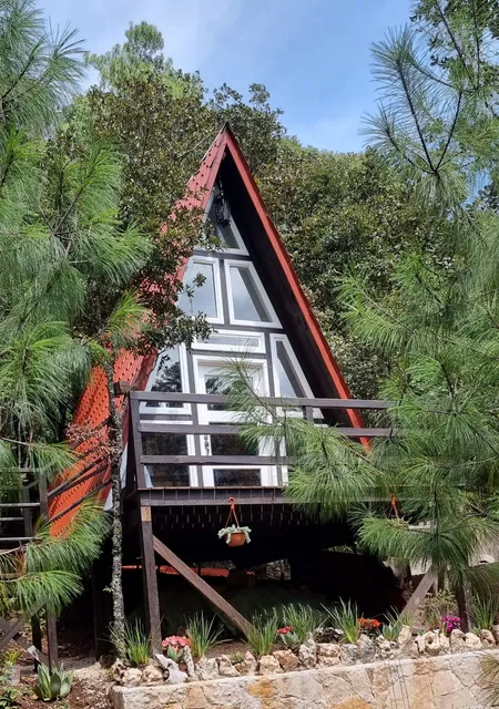 Hotel La Cabaña del Bosque