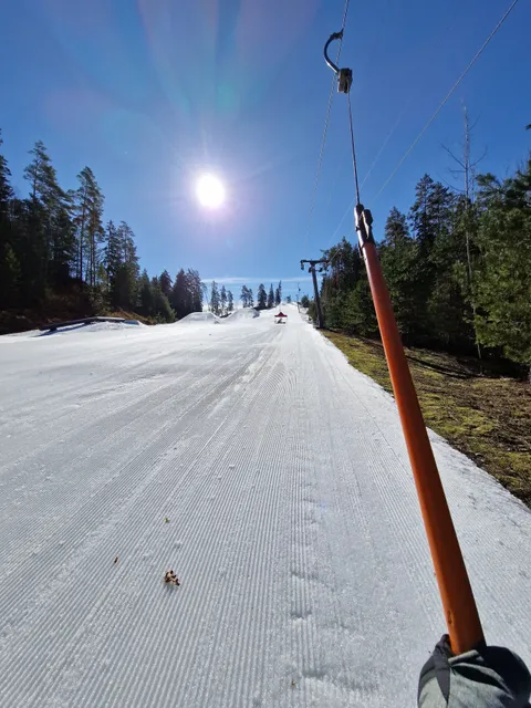 Atpūtas komplekss "Mežezers"