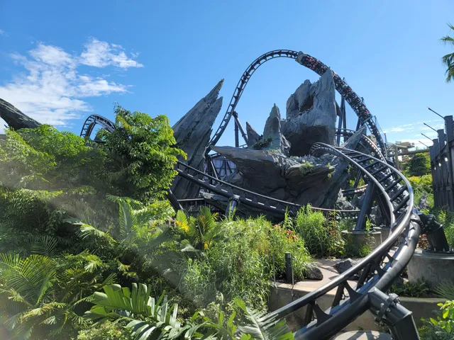 Jurassic World VelociCoaster