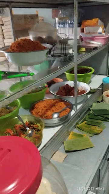 Rosida - Indonesian breakfast and lunch