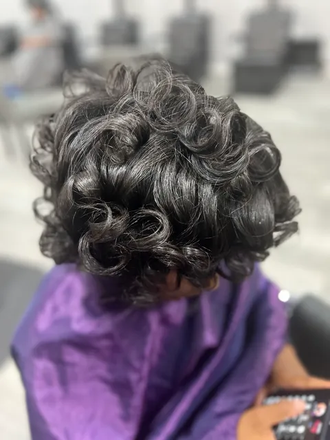 Black Hair Las Vegas ~ Maxxie Posh Hair Extensions, & Wigs LLC