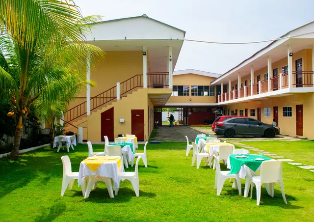 Costa Inn Hotel