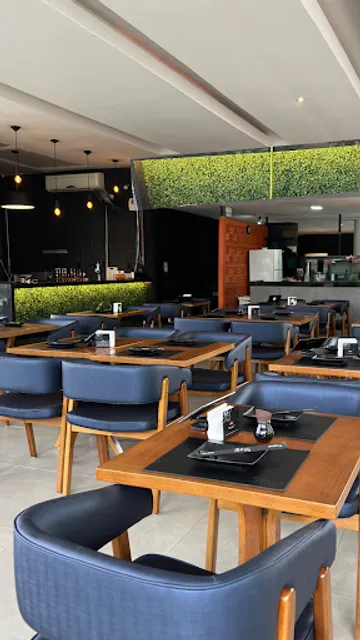 Stagi Sushi Lounge | Comida japonesa em Resende